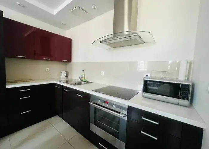 Lobzowska / Center *