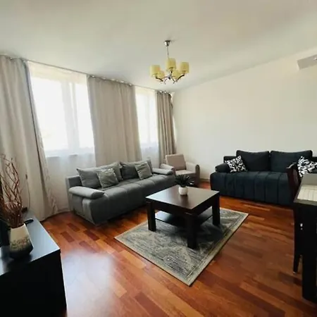 Lobzowska / City Center Apartment Krakow